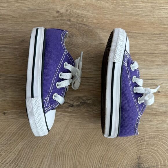 Converse All Star Low Top Purple Infant Sneakers – Size 5 - Picture 4 of 10